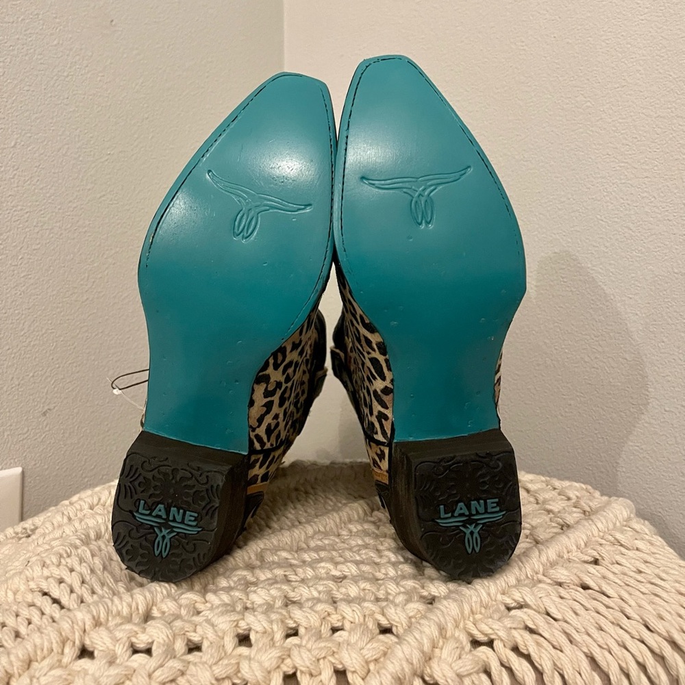 Boots - Picture 6 of 7